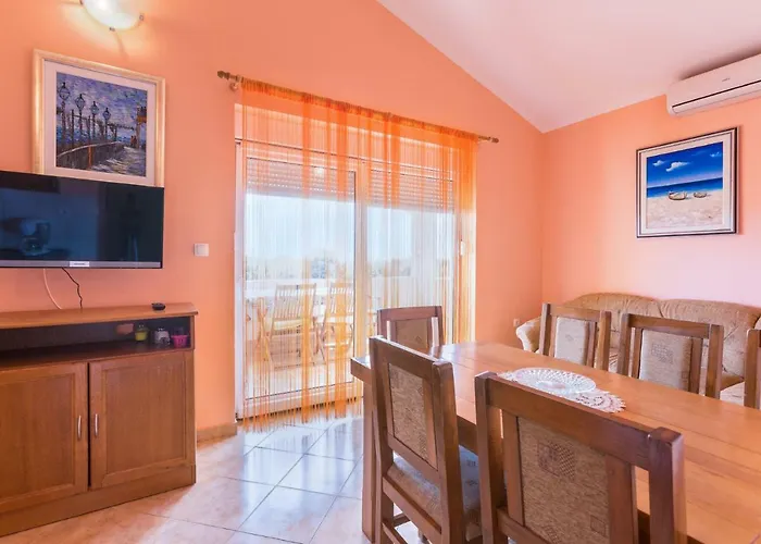 Villa Orange II